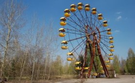 Chernobyl Area Abandoned Playground Pripyat - iStockPhoto